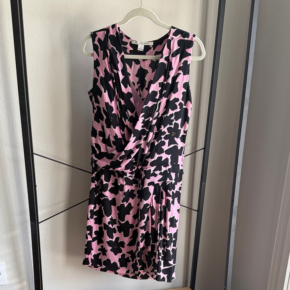 Diane Von Furstenberg Pink and Black Floral Mini Dress